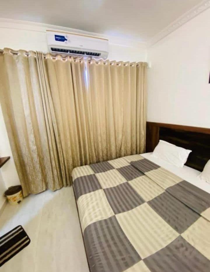 Hotel Shree Sai 舍地 外观 照片